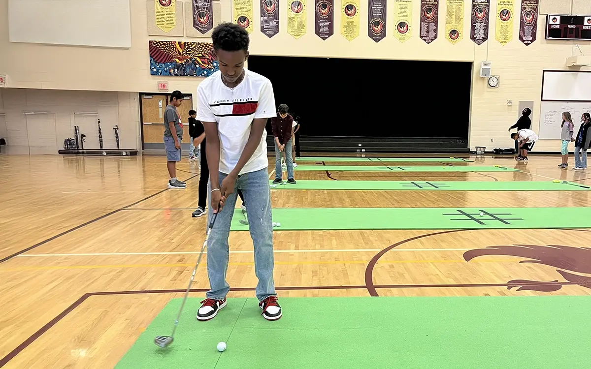 golf in schools